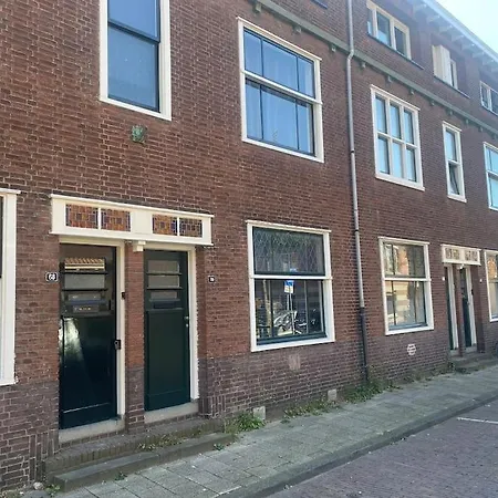 Intimate Independent Apartment, Centre *